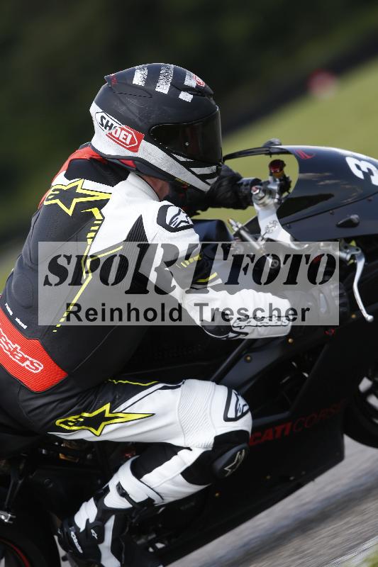 /Archiv-2024/29 12.06.2024 MOTO.CH Track Day ADR/Gruppe blau/38